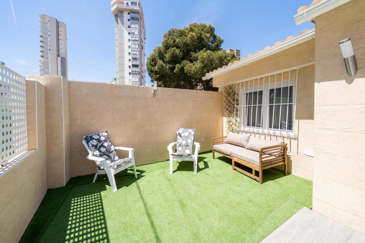 Alma Con Terreno Privado Y Parking Compartido - A 800m De Playa Poniente Casa de Férias *